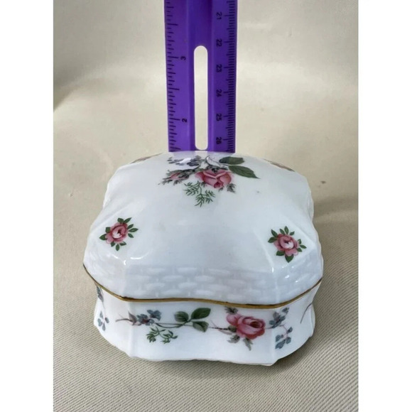 Melodies Heritage House Musical Trinket Box Porcelain The Way We Were Roses - Picture 8 of 8